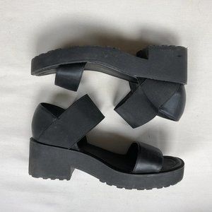 Urban Outfitters Sz 9 Platform Sandals